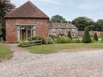 Dovecote, Kent