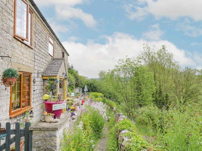 New Cottage, Derbyshire