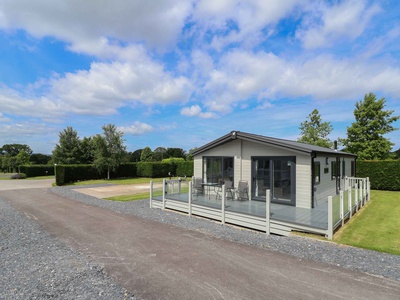 Lodge 9, Flintshire