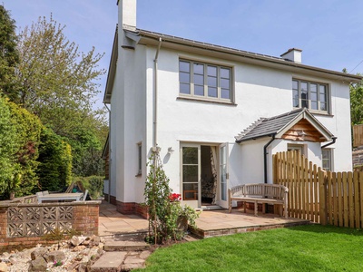 Questant Lodge, Devon