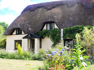 Longhouse Cottage