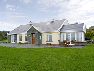 Lough Currane Cottage, County Kerry