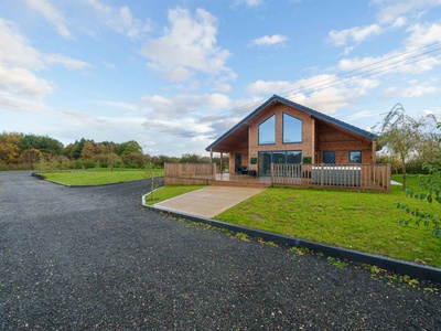 Micklemore Lakes and Lodges, Lincolnshire