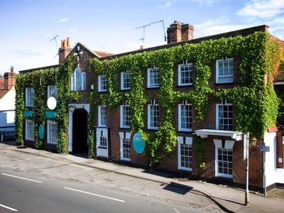 The Talbot Inn, Surrey, Ripley