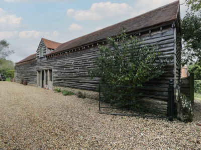 Brandeers Long Barn, Wiltshire