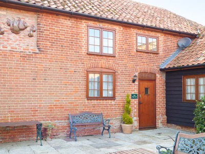 Hayloft Cottage, Suffolk