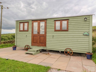 The Herdsman Luxury Shepherds Hut, Lancashire