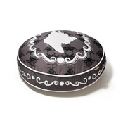 P.L.A.Y. - Cameo Round Dog Bed