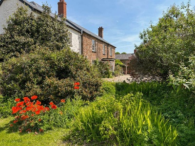 Duvale Priory, Devon