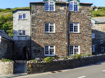 Hollowell House, Cornwall