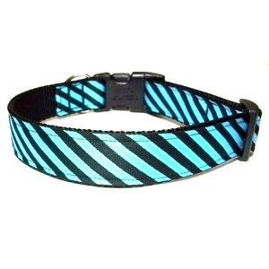 Diagonal Stripe Collar