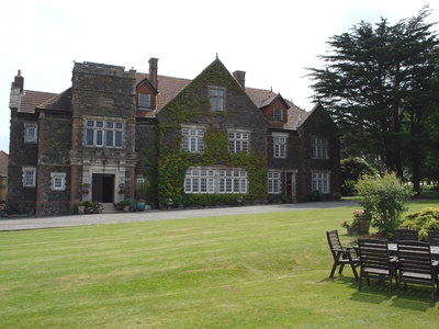 Alston Hall, Devon