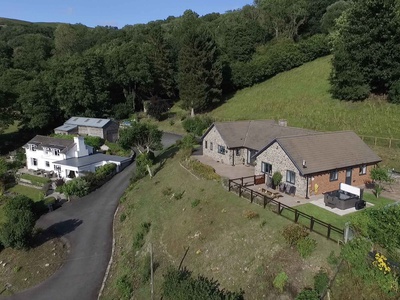 Pen Y Banc, Powys