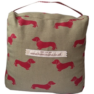 Red Daxi Doorstop