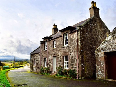 Straton Cottage, Aberdeenshire