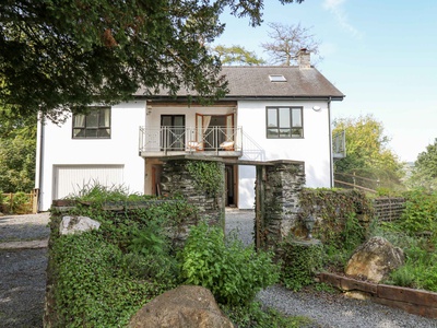 The Coach House at Plas Dolguog, Powys