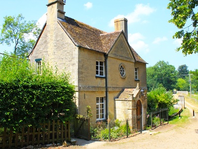 Welcome To The Dog Friendly Cotswolds Petspyjamas