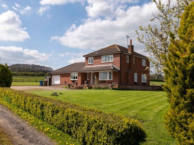 Tixall Manor Farm, Staffordshire