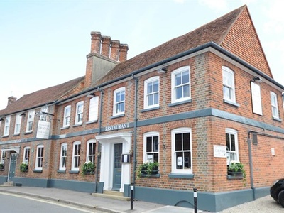 Bel & The Dragon, Hampshire