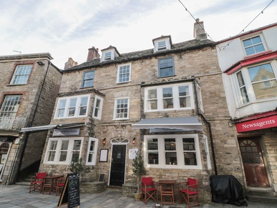 Purbeck Hotel Apartments - Flat 5, Dorset