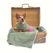Minkeys Tweed - Raspberry Tweed Dog Blanket