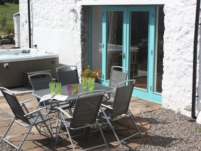 Lapwing Cottage - Meiklebob Holidays