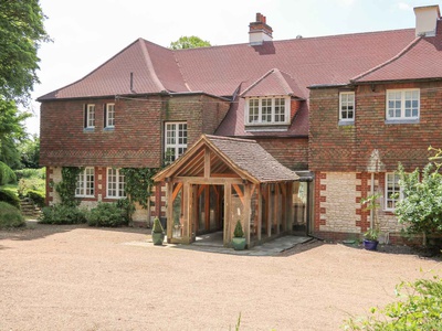 Coombe Place House, Hampshire