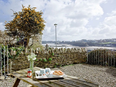 3 Harbour View, Cornwall
