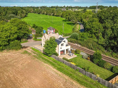 Kylemore Railway Cottage, Lincolnshire