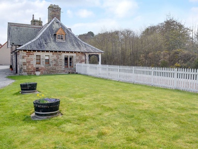 Station House, Highland