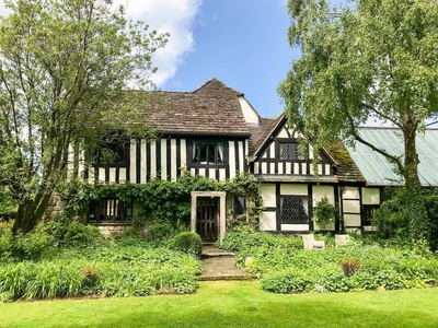 The Petit Manor, Gloucestershire