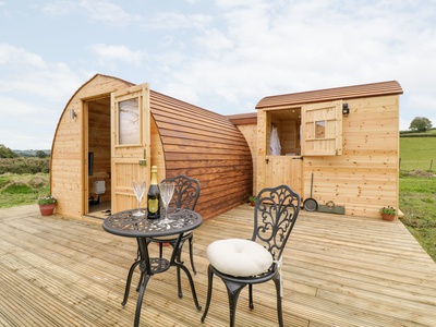 Embden Pod at Banwy Glamping, Powys