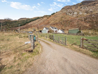 Stonefield Farm Cottage, Argyll and Bute, Dunoon