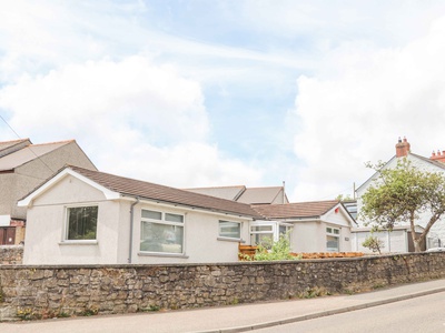 Apple Tree Bungalow, Cornwall