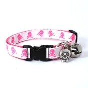 Mog's Togs - White Skull and Crossbones Safety Cat Collar