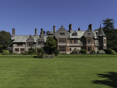 Caer Rhun Hall, Wales