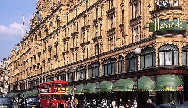 are dogs allowed in harrods