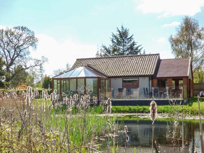 Dragonfly Lodge, Norfolk