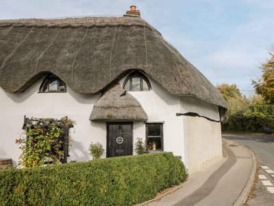 1 Peacock Cottage, Wiltshire