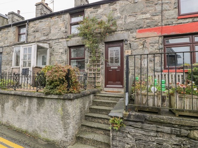 4 Arthur Terrace, Conwy