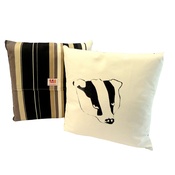 Tomato Catshop - Badger Onyx Stripe Cushion
