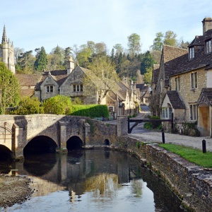 <strong>Cotswolds Destination Guide</strong>