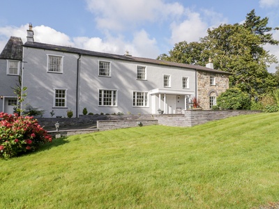 Bryn Derwen, Gwynedd