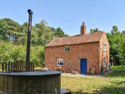 Keepers Cottage, Off The Grid, Suffolk