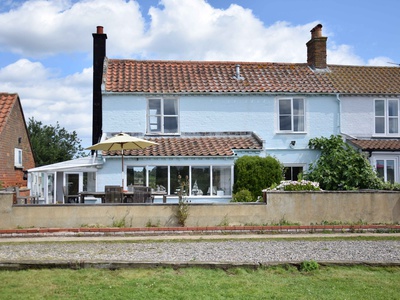 5 Blackshore, Southwold, Suffolk