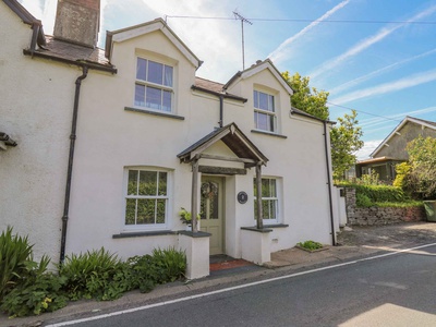 Bryniau Bychain Cottage, Powys