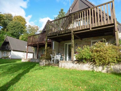32 Valley Lodge