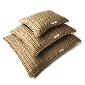 Mutts & Hounds - Balmoral Tweed Pillow Bed