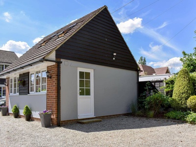 Riara Lodge, Essex