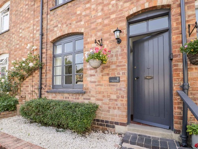 Ross Cottage, Warwickshire